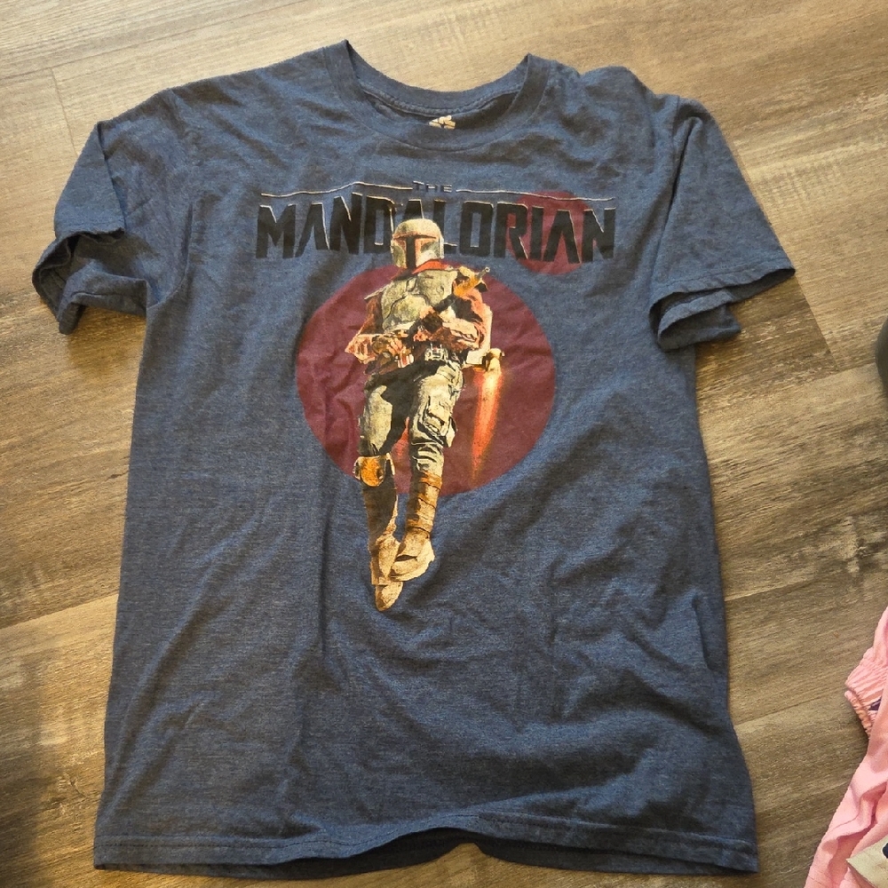 Star Wars Mandalorian Navy Graphic Tee